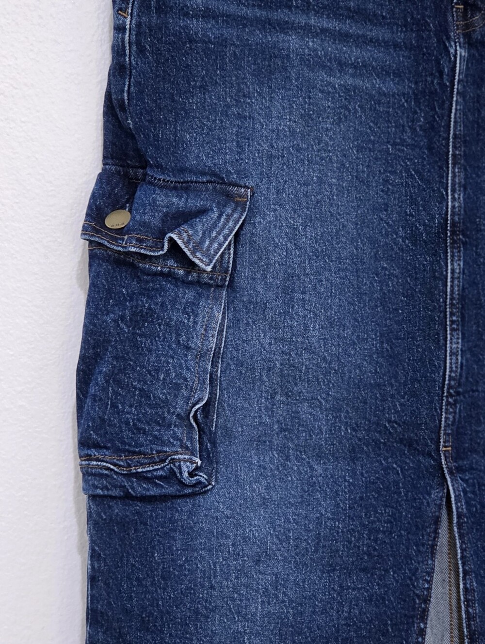 A.n.a High Rise Cargo Denim Dark Wash Maxi Skirt - Picture 5 of 7